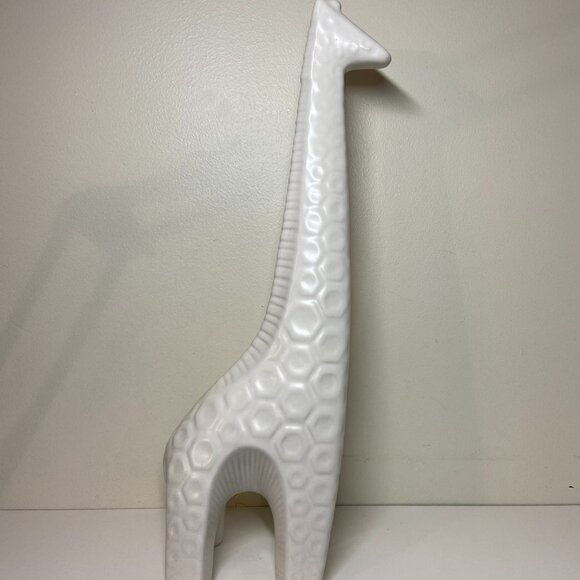 Jonathan Adler Menagerie 17.5" White Stoneware Giraffe Sculpture – Handmade Peru - Picture 1 of 9